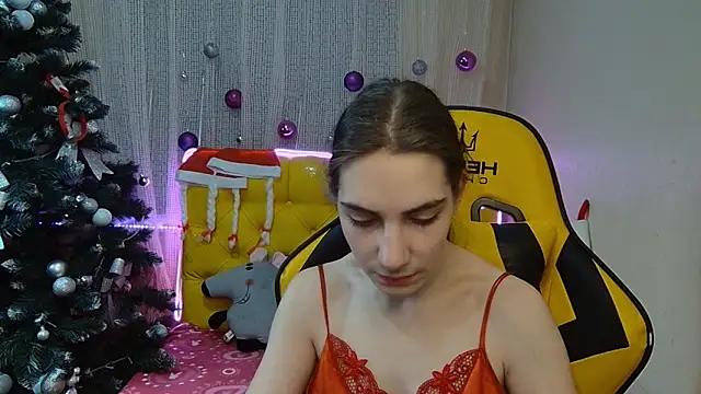 Snapshot of NikaStark_ chatting on 01.13.25 NikaStark online show from 01.13.25
