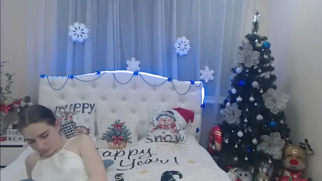 Snapshot of NikaStark_ chatting on 01.14.25 NikaStark online show from 01.14.25