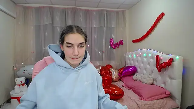 Snapshot of NikaStark_ chatting on 01.30.25 NikaStark online show from 01.30.25
