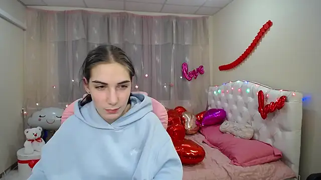 Snapshot of NikaStark_ chatting on 01.30.25 NikaStark online show from 01.30.25