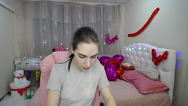 Snapshot of NikaStark_ chatting on 02.03.25 NikaStark online show from 02.03.25