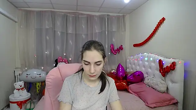 Snapshot of NikaStark_ chatting on 02.03.25 NikaStark online show from 02.03.25