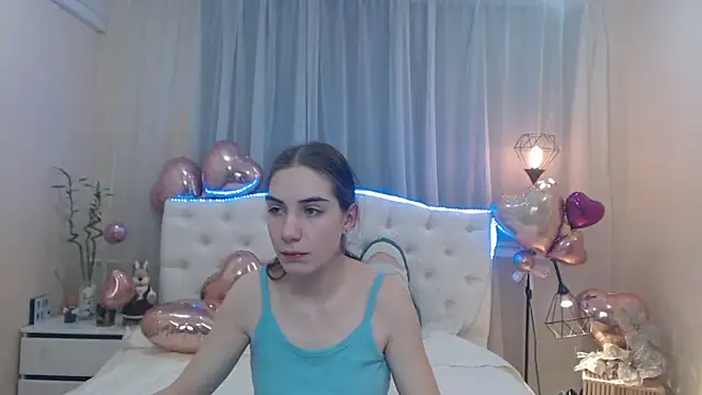 Snapshot of NikaStark_ chatting on 02.12.25 NikaStark online show from 02.12.25