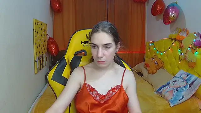 Snapshot of NikaStark_ chatting on 03.05.25 NikaStark online show from 03.05.25