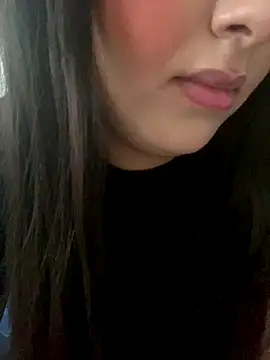 Snapshot of yassminsexy22 chatting on 09.22.25 yassminsexy22 online show from 09.22.25