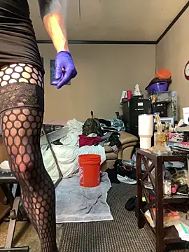 UtopianMisfit1 online show from 02.27.26