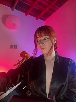 sweeet peach online show from 03.22.26