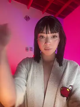 sweeet peach online show from 04.11.26