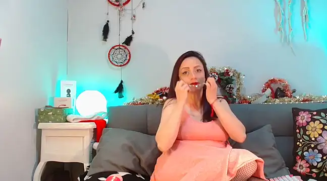 catalinamommyx online show from 12.20.24