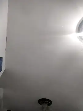 Snapshot of catalinamommyx chatting on 10.06.25 catalinamommyx online show from 10.06.25