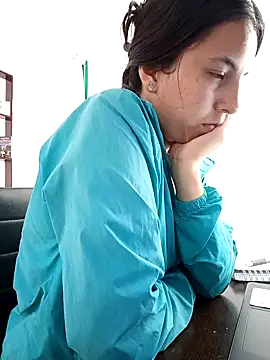 Snapshot of Bonny_Klote chatting on 03.05.25 Bonny Klote online show from 03.05.25