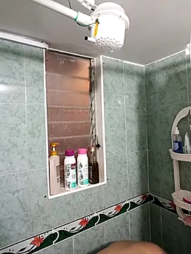 Bonny Klote online show from 09.17.25