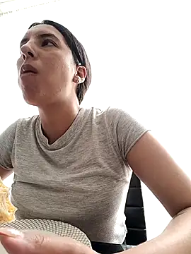 Bonny Klote online show from 10.15.25