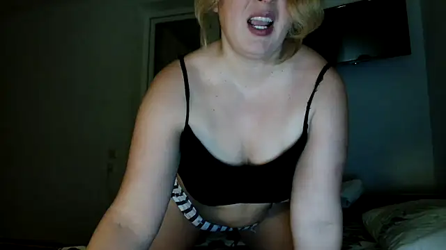  CattrinaVegas  online show from 12.26.24