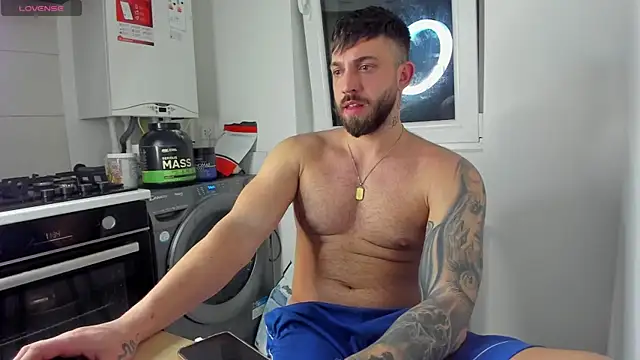 LoveIsBlind  online show from 04.15.26