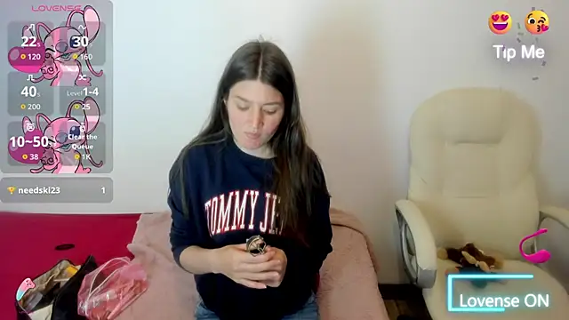 Snapshot of Tesa_cute chatting on 09.29.25 Tesa cute online show from 09.29.25