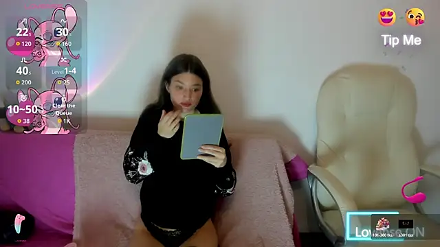 Snapshot of Tesa_cute chatting on 10.24.25 Tesa cute online show from 10.24.25