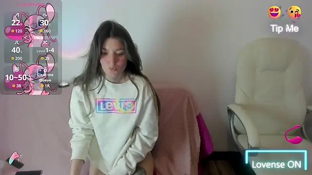 Snapshot of Tesa_cute chatting on 11.01.25 Tesa cute online show from 11.01.25