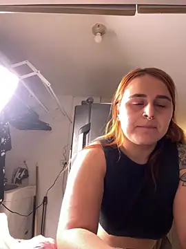 evy orange1 online show from 09.26.25