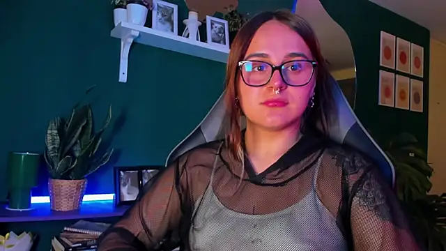 evy orange1 online show from 04.23.26