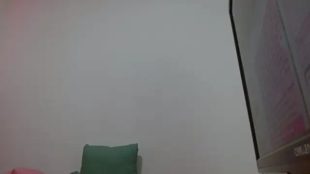 DAFNNEE ROSS online show from 01.25.25