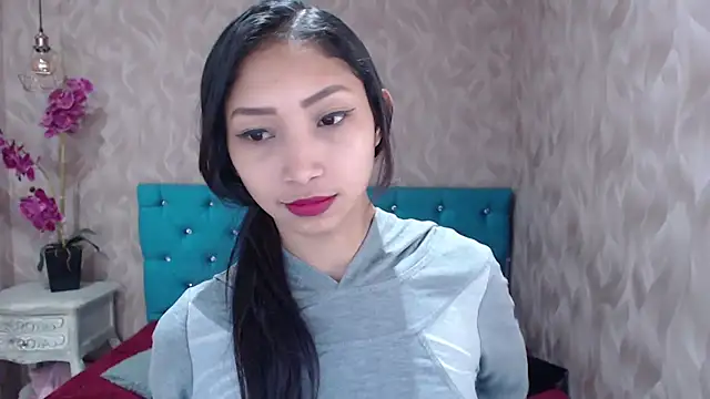 Snapshot of MadelineDoll chatting on 01.22.25 MadelineDoll online show from 01.22.25