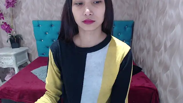 Snapshot of MadelineDoll chatting on 01.25.25 MadelineDoll online show from 01.25.25