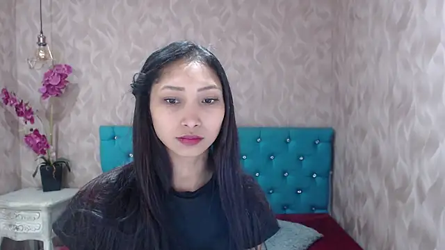 Snapshot of MadelineDoll chatting on 01.28.25 MadelineDoll online show from 01.28.25