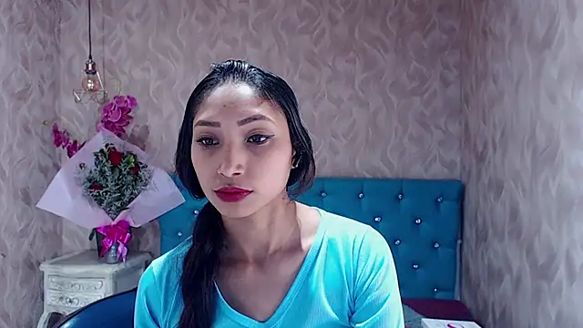 Snapshot of MadelineDoll chatting on 02.16.25 MadelineDoll online show from 02.16.25