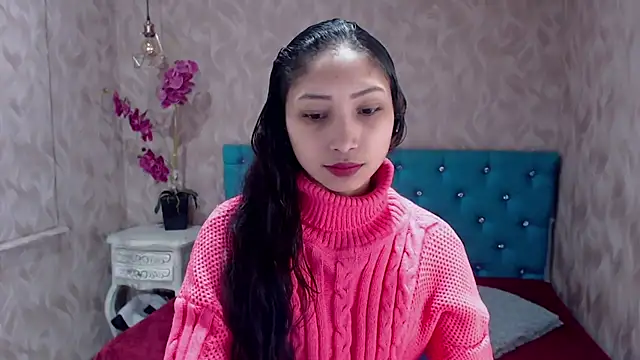 Snapshot of MadelineDoll chatting on 02.19.25 MadelineDoll online show from 02.19.25
