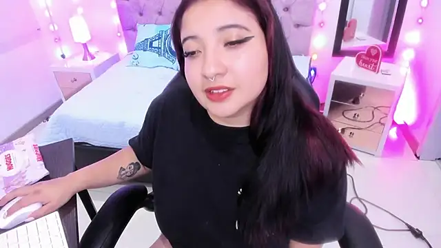 Emma monserrat online show from 01.19.25
