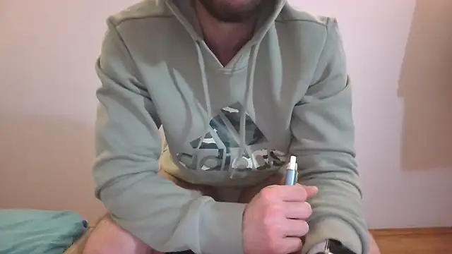 Snapshot of Turkboy_17 chatting on 02.16.25 Turkboy 17 online show from 02.16.25