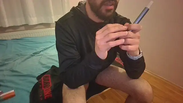 Snapshot of Turkboy_17 chatting on 03.20.25 Turkboy 17 online show from 03.20.25