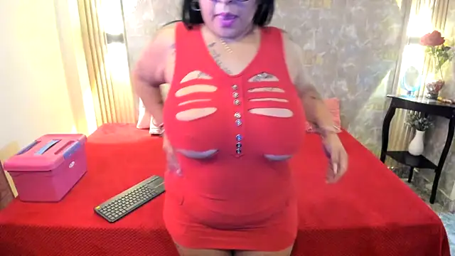 estephany queen online show from 10.09.25