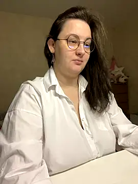 hungry1bunny online show from 11.24.25