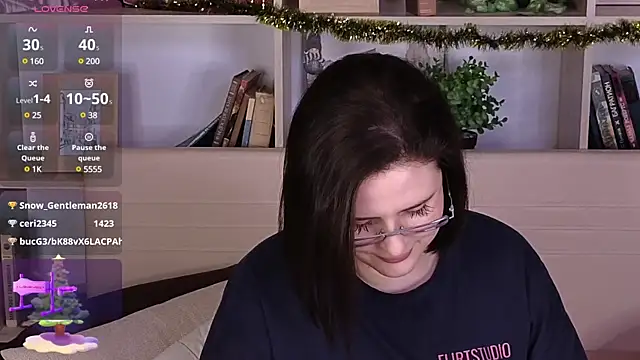 Snapshot of AnnaRichmond chatting on 12.25.24 AnnaRichmond online show from 12.25.24