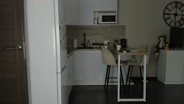 Snapshot of nilliluv chatting on 09.22.25 nilliluv online show from 09.22.25