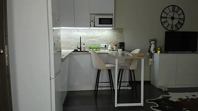 Snapshot of nilliluv chatting on 10.08.25 nilliluv online show from 10.08.25