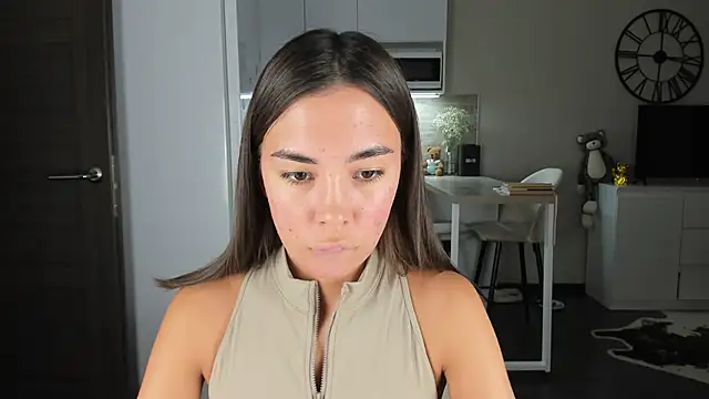 Snapshot of nilliluv chatting on 10.31.25 nilliluv online show from 10.31.25