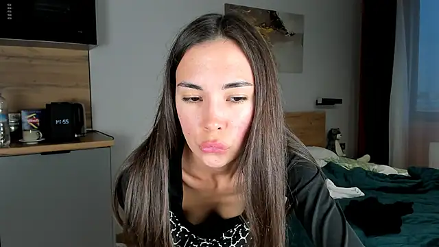 Snapshot of nilliluv chatting on 05.31.26 nilliluv online show from 05.31.26