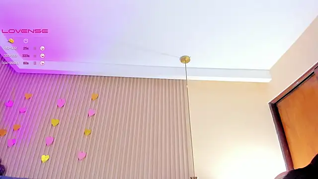 kathecute   online show from 02.18.25