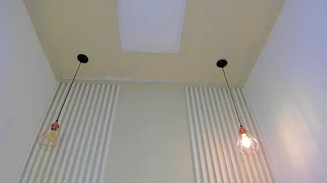 annawelk  online show from 02.07.25