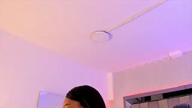 ChaynnaCooper online show from 01.30.25