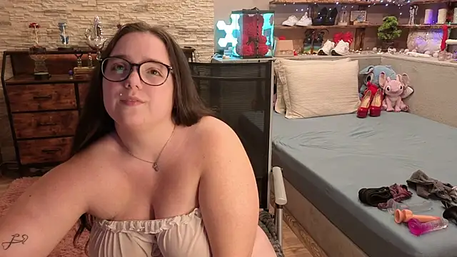 Kimberly-Caprice online show from 04.09.26