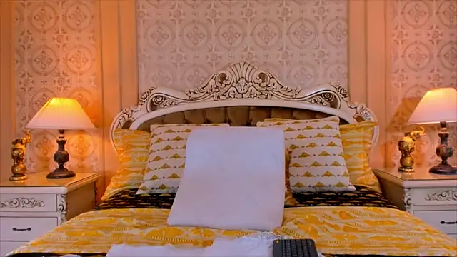 OrianaRodhes online show from 01.25.25