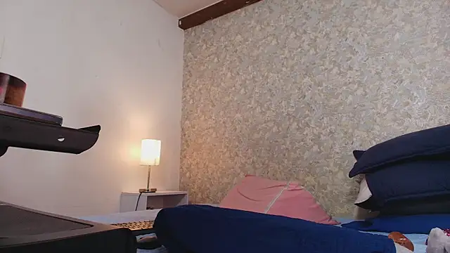 nicol f online show from 09.20.25