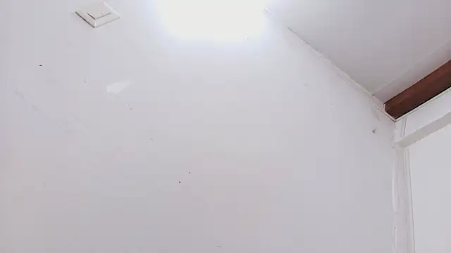 nicol f online show from 10.03.25