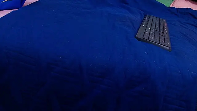 nicol f online show from 10.07.25