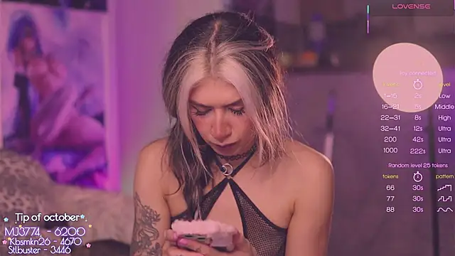 Snapshot of Virtual_Wafu chatting on 10.18.25 Virtual Wafu online show from 10.18.25