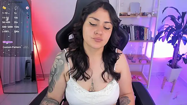 GretaX-X online show from 04.08.26